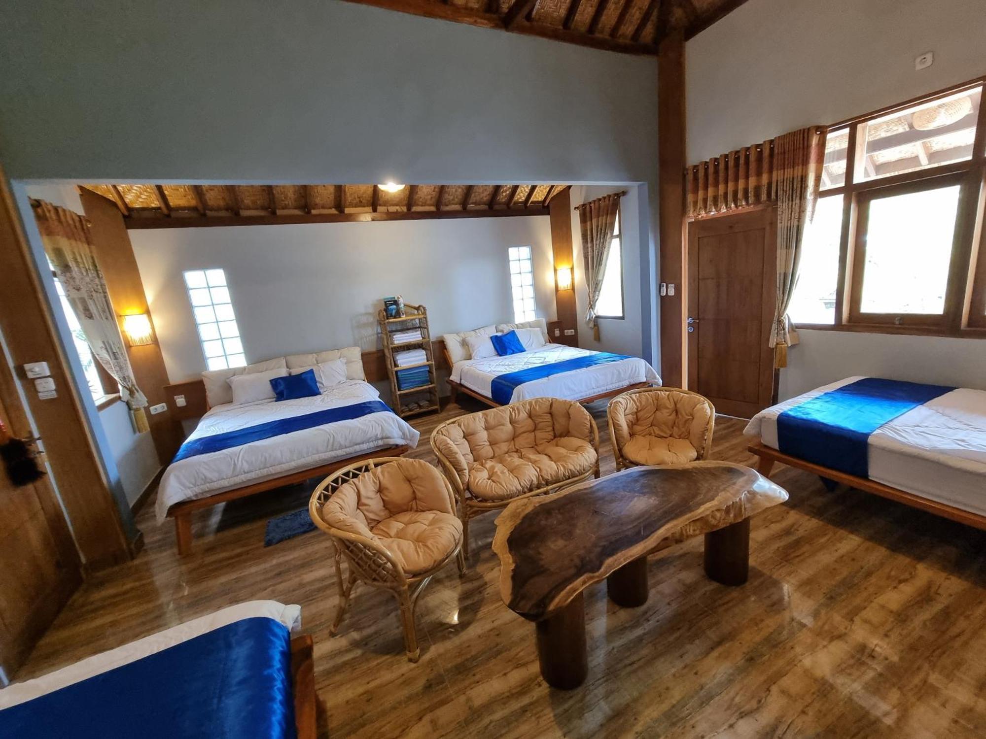 Istana Ombak Eco Resort Pacitan Eksteriør billede