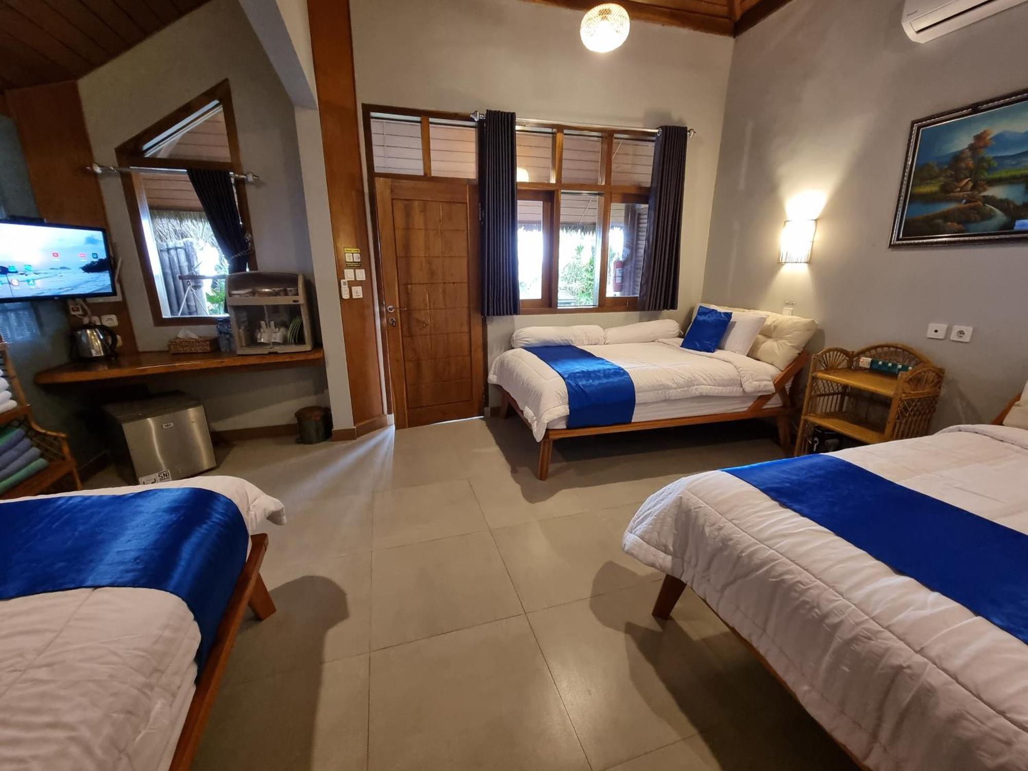 Istana Ombak Eco Resort Pacitan Eksteriør billede