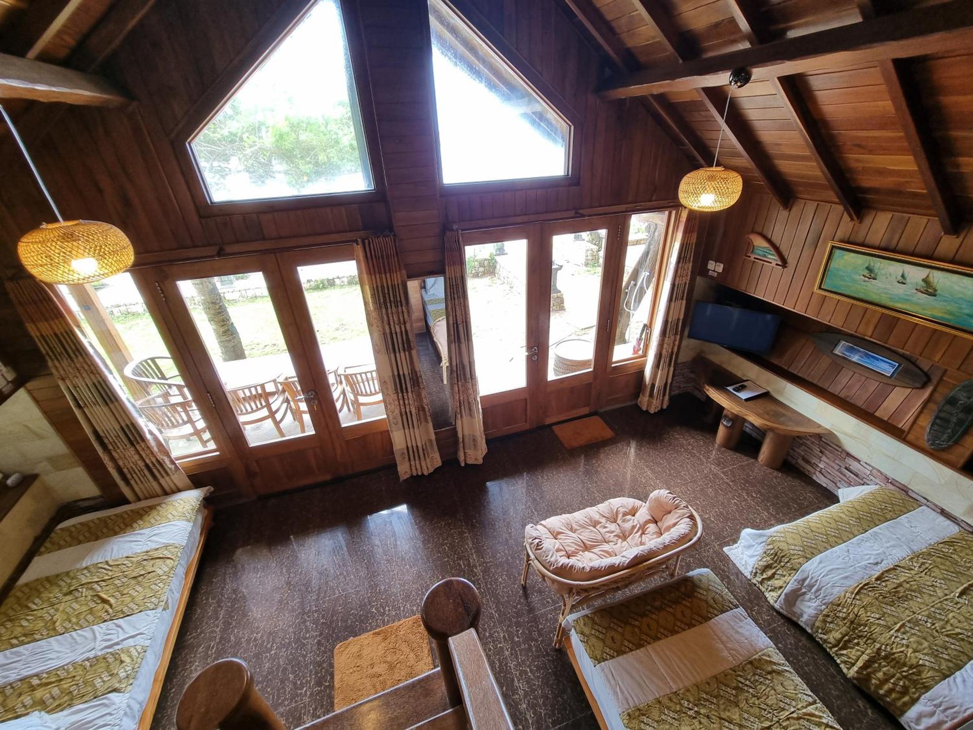 Istana Ombak Eco Resort Pacitan Eksteriør billede