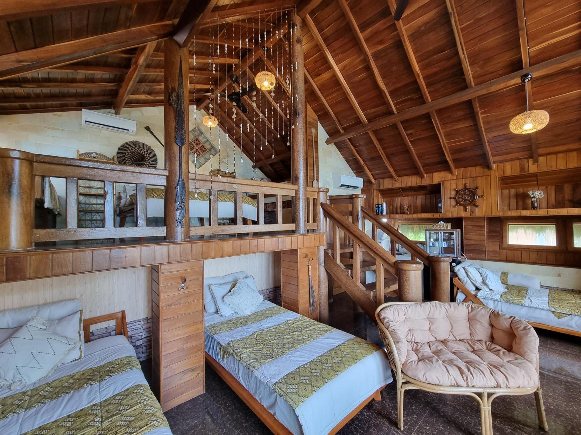 Istana Ombak Eco Resort Pacitan Eksteriør billede