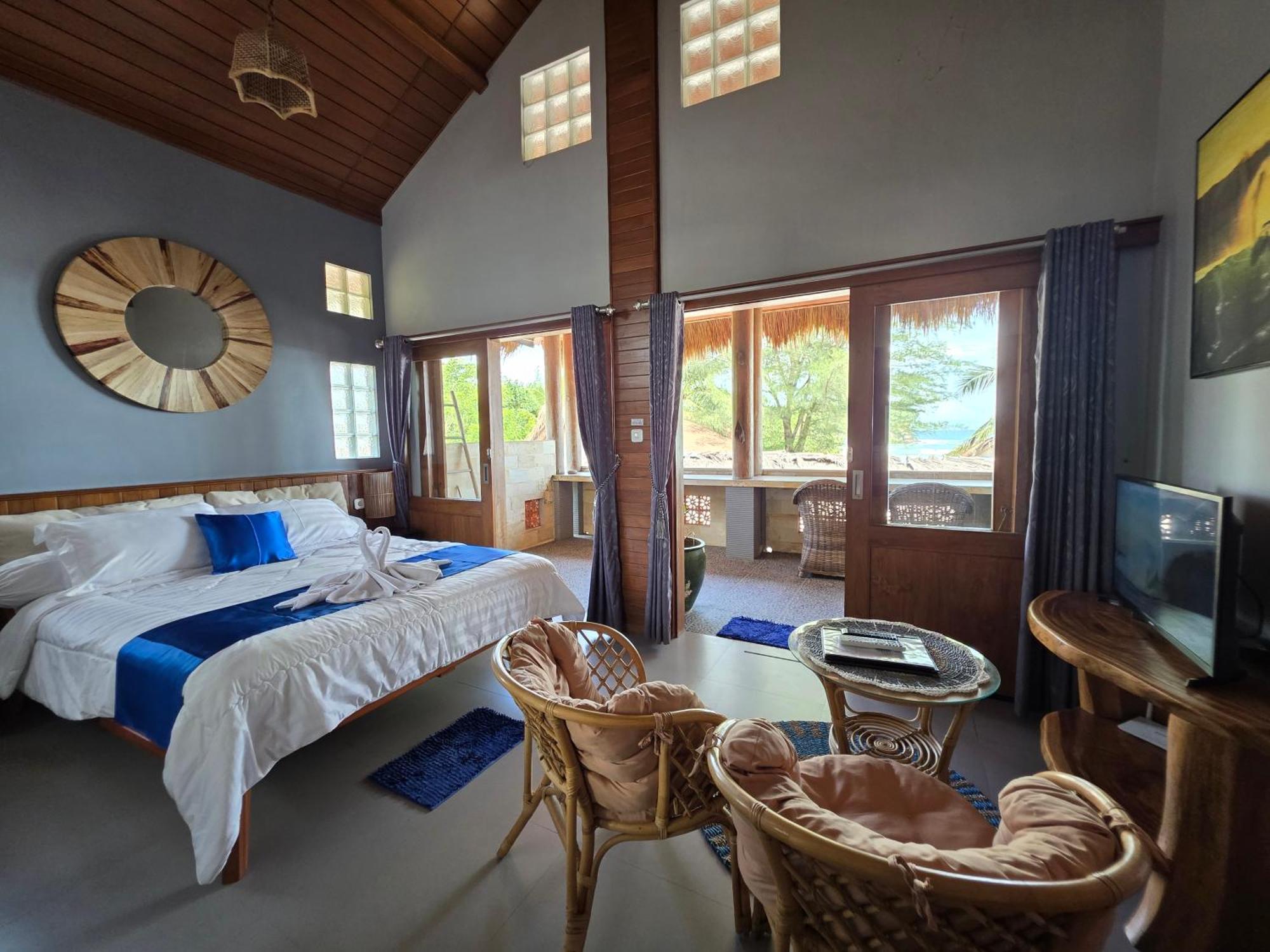 Istana Ombak Eco Resort Pacitan Eksteriør billede