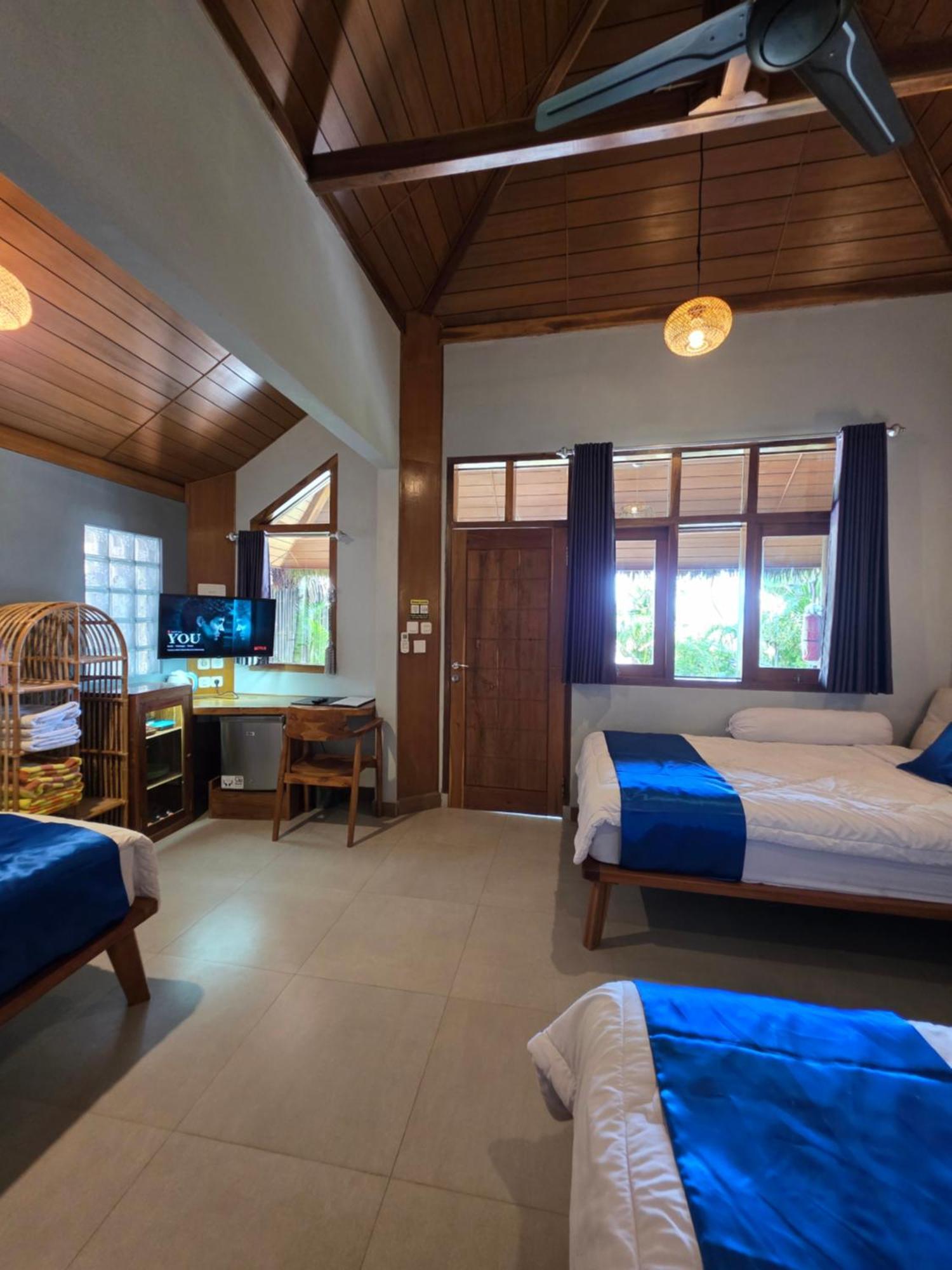 Istana Ombak Eco Resort Pacitan Eksteriør billede